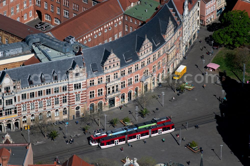 Aerial image Erfurt - Street guide of famous promenade and shopping street Anger in the district Zentrum in Erfurt in the state Thuringia, Germany