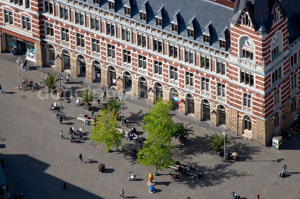 Aerial image Erfurt - street guide of famous promenade and shopping street Anger in the district Zentrum in Erfurt in the state Thuringia, Germany