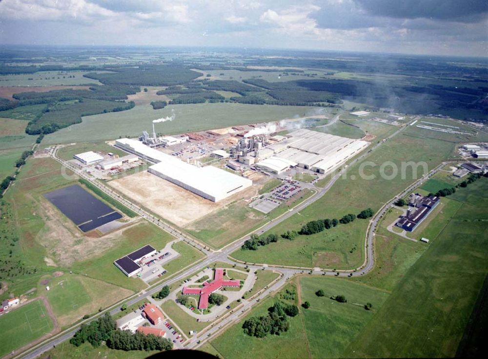 Aerial image Heiligengrabe - Fast fertige Erweiterungsbaustellen am Werksgelände der KRONOTEX GmbH im Gewerbegebiet Heiligengrabe.