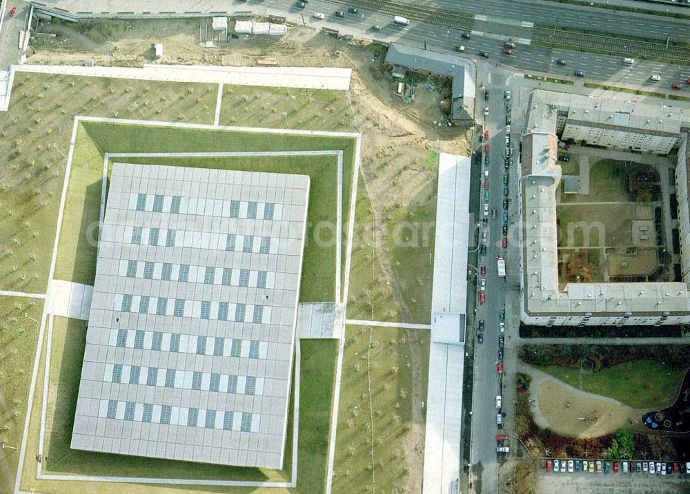 Berlin - Friedrichshain from the bird's eye view: Fast fertiger Neubau der Sportstätten an der Landsberger Allee der OSB-Sportstättenbau GmbH in Berlin - Friedrichshain.