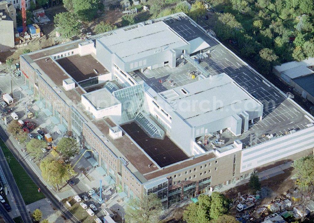 Berlin - Pankow from above - Fast fertiges Rathauscenter am Rathaus in Berlin - Pankow der FUNDUS-Gruppe in Köln.