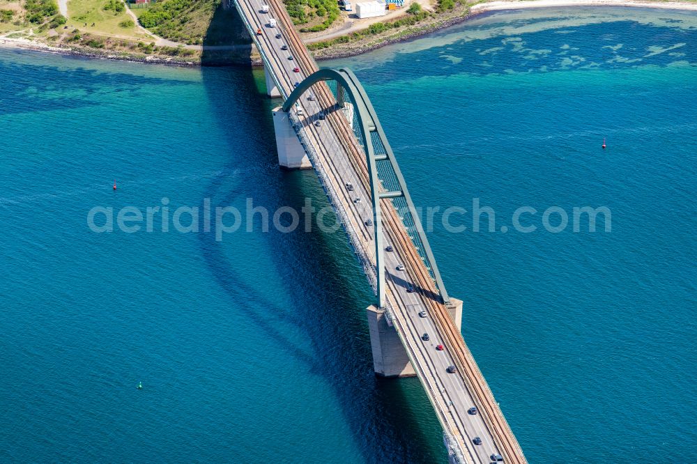 Fehmarn from the bird's eye view: Construction of the pier Fehmarnsundbruecke over the water surface of the Fehmarnsund of the Baltic Sea on the E47 road in Fehmarn on the island of Fehmarn in the federal state of Schleswig-Holstein, Germany