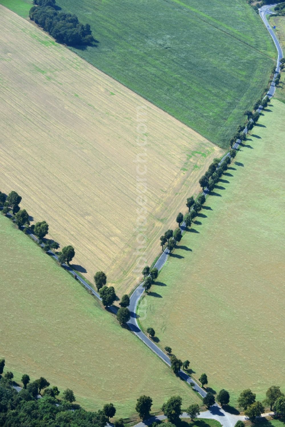 Aerial photograph Linz - Field landscape with country road - road - fork near Linz in the state of Saxony in Germany