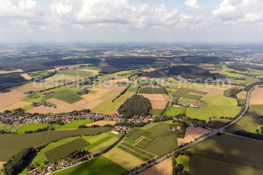 Neukirchen-Vluyen from above - View of the fields near Neukirchen-Vluyn in the state North Rhine-Westphalia, on which the shadows of the clouds are visible