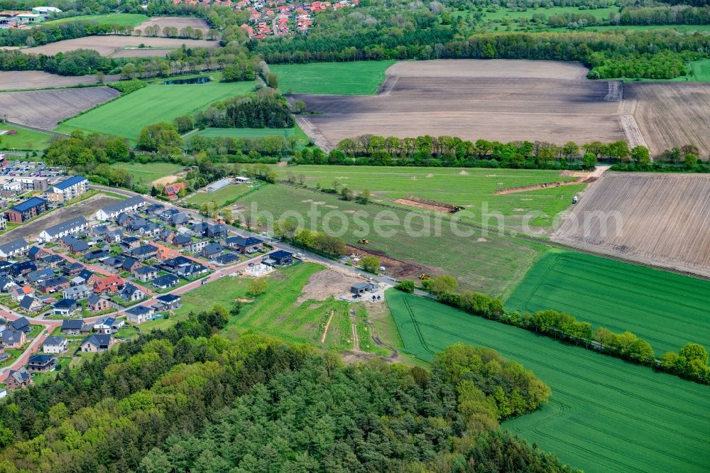 Aerial image Stade - Agricultural fields as planning area and development area Neubaugebiet Riensfoerde in Stade in the state Lower Saxony, Germany