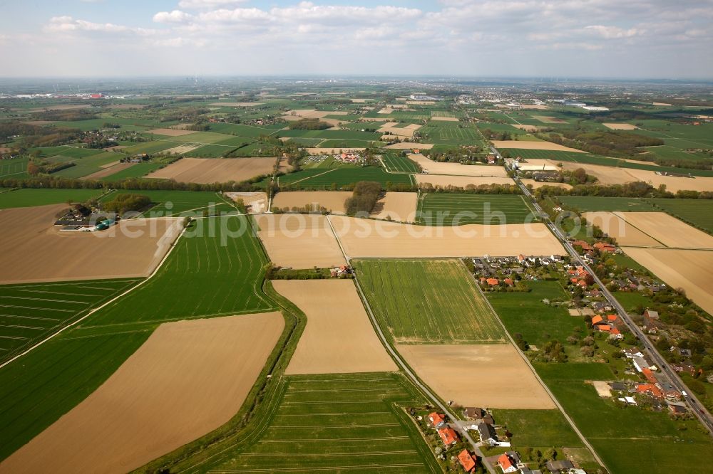 Hamm from the bird's eye view: View of field structures in Hamm in the state of North Rhine-Westphalia