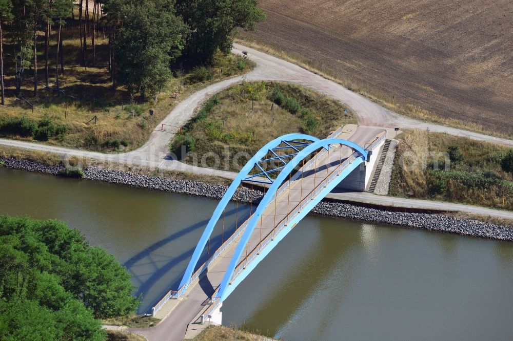 Aerial photograph Niegripp - Niegripp-Detershagen Detershagen bridge over the Elbe-Havel-Canel in the state Saxony-Anhalt