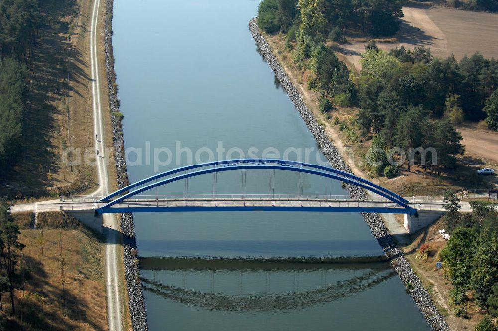 Aerial image Burg - Blick auf die Feldwegbrücke Schartau Detershagen. Die Brücke wurde im Jahr 2005 erbaut und überführt den Elbe-Havel-Kanal