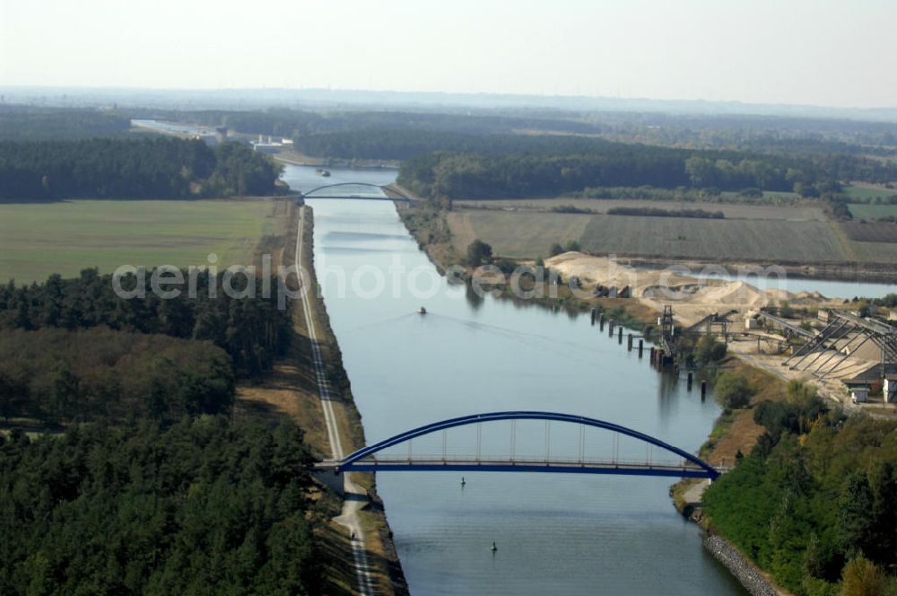 Aerial photograph Burg - Blick auf die Feldwegbrücke Schartau Detershagen. Die Brücke wurde im Jahr 2005 erbaut und überführt den Elbe-Havel-Kanal