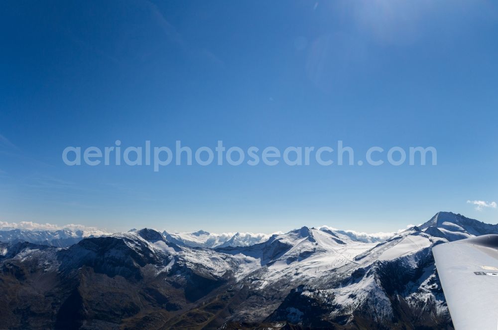 Aerial photograph Hintertux - Rock and mountain landscape Hintertux in Hintertux in Oesterreich