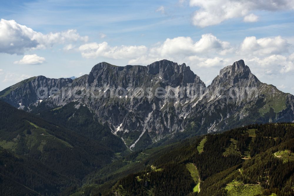 Aerial photograph Brandschink - Rock massif and mountain landscape of the Austrian Alps at the Gesaeuse National Park on the Treglwang road in Brandschink in Styria, Austria