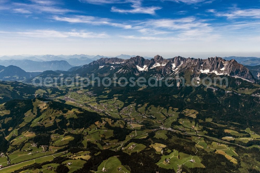 Ellmau from the bird's eye view: Rock and mountain landscape Wilden Kaiser in Ellmau in Tirol, Austria