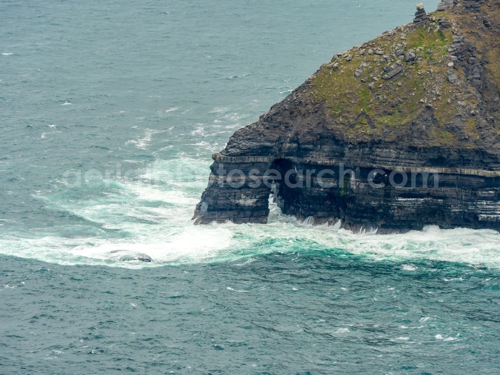 Aerial photograph Raha - Rock Coastline on the cliffs North Atlantic Ocean in in Clare, Ireland