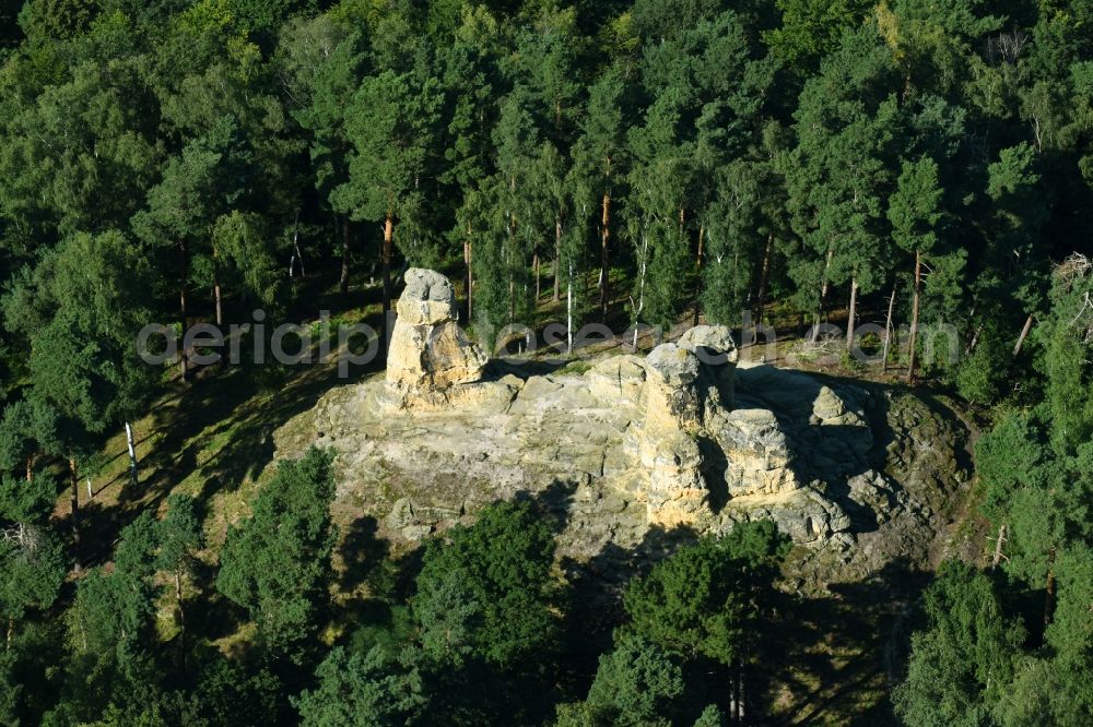 Halberstadt from the bird's eye view: Rock- stone Fuenffingerfelsen in Halberstadt im Bundesland Sachsen-Anhalt, Deutschland