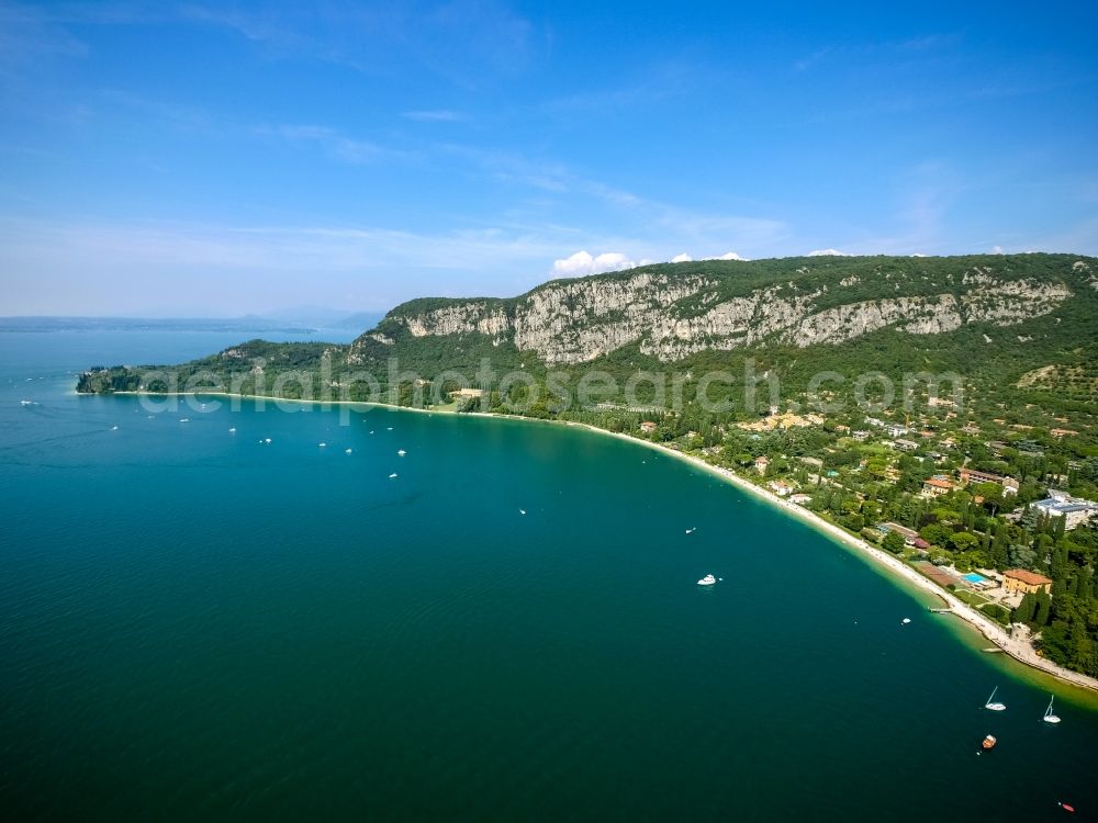 Garda from the bird's eye view: Plateau Monte Luppia in Garda in Veneto, Italy