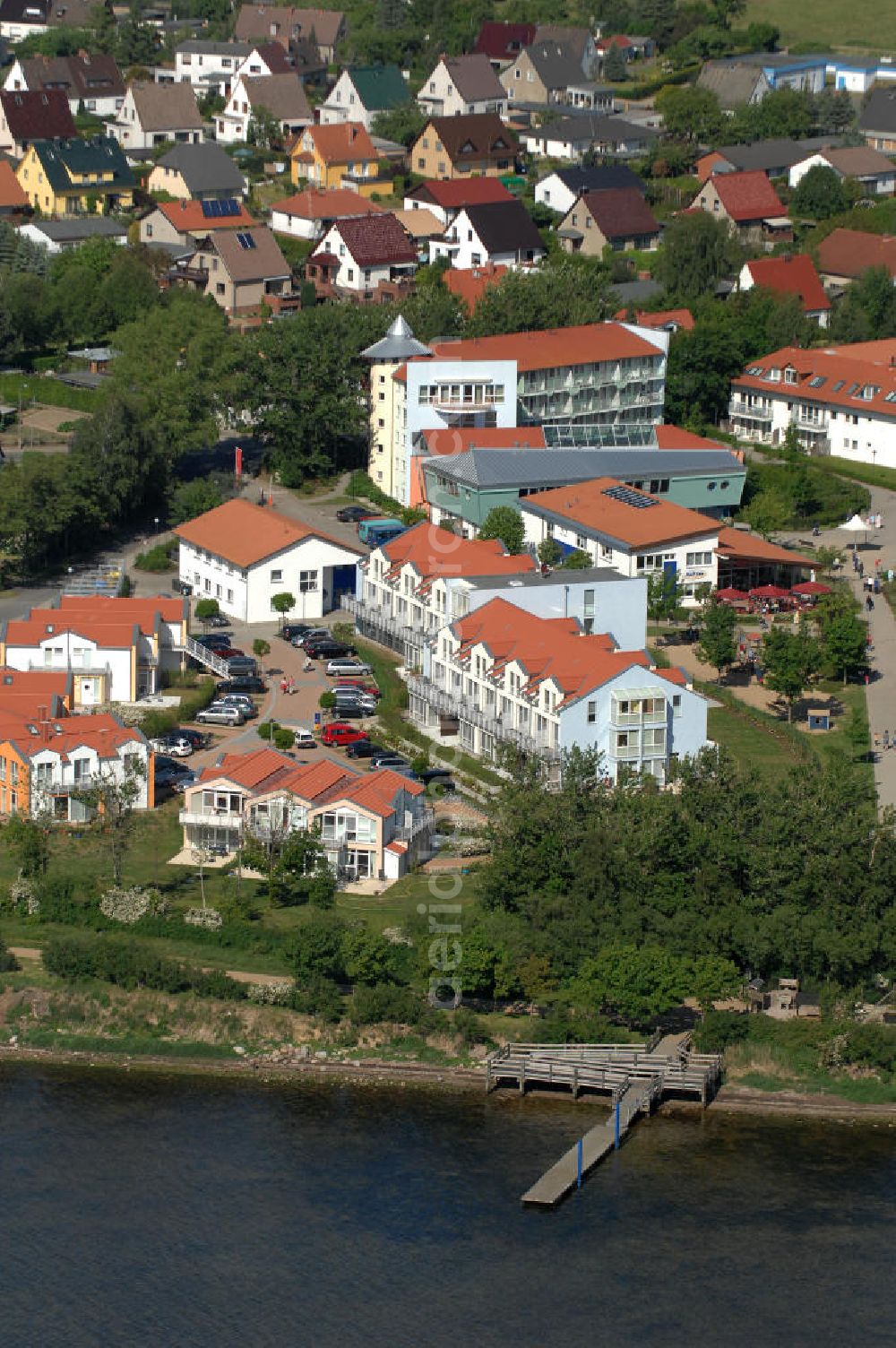 23.05.2009 from above - Rerik / Mecklenburg Vorpommern 10.05.2008 Blick auf das Feriendorf der AWO SANO gGmbH am Haffwinkel 18 in 18230 Ostseebad Rerik .