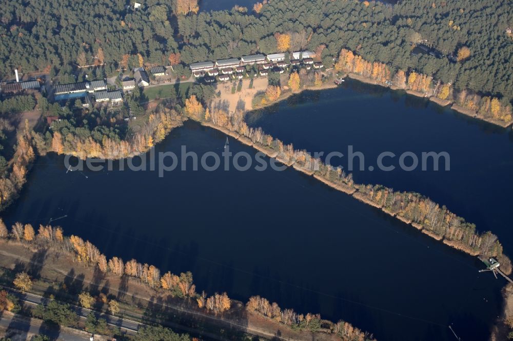 Marienwerder from the bird's eye view: Holiday resort Dorado and neighboring water sports center on the Kiessee in Marienwerder in Brandenburg