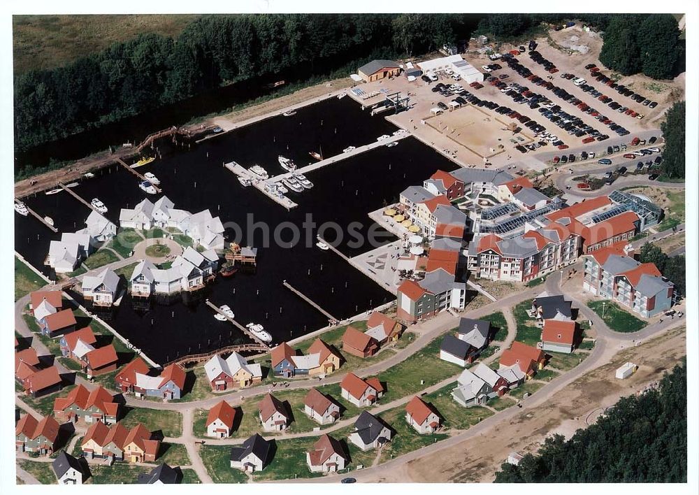 Kleinzerlang bei Rheinsberg / BRB from above - Feriendorf und Yachthafen der STEIGENBERGER MARINA WOLFSBRUCH bei Rheinsberg im Bundesland Brandenburg.