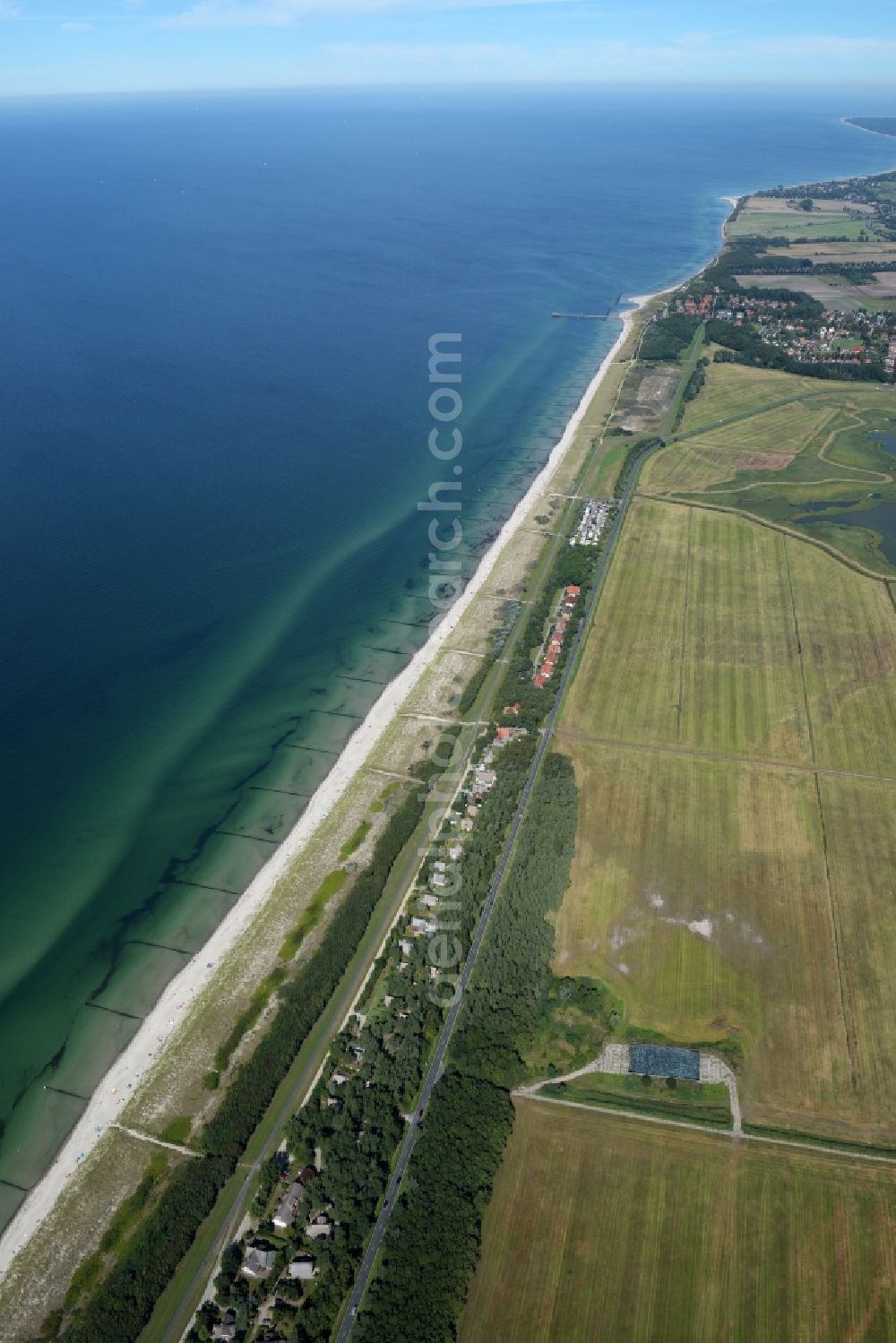 Wustrow from the bird's eye view: Holiday house plant of the park along the L21 in Wustrow in the state Mecklenburg - Western Pomerania