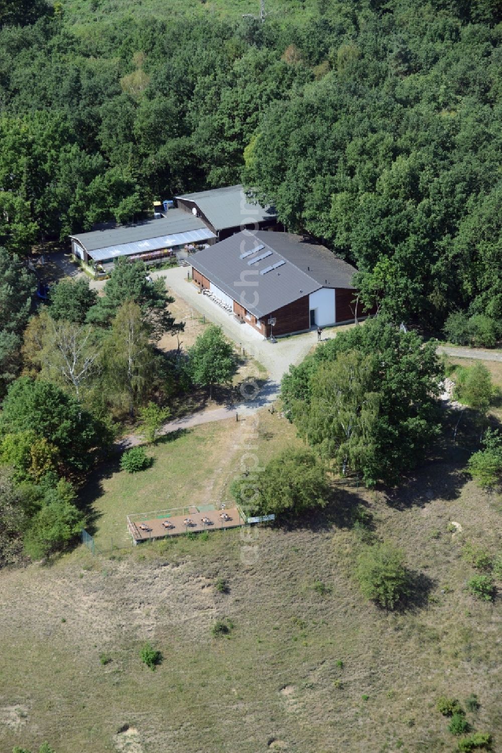 Aerial image Lebus - Holiday house plant of the park der Europaeischen Naturerlebnisstaette NABU in Lebus in the state Brandenburg