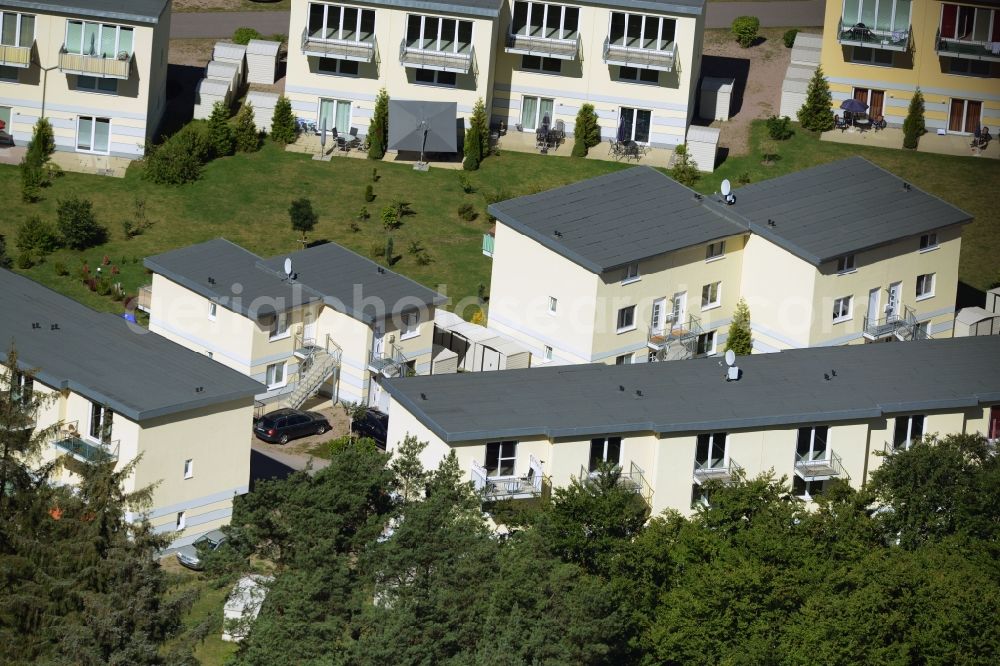 Aerial image Gelbensande - Holiday house plant of the park Kuestenwald in Gelbensande in the state Mecklenburg - Western Pomerania