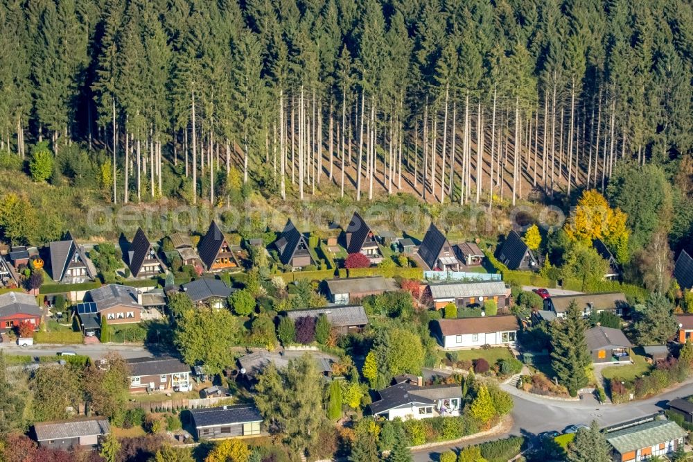 Meschede from the bird's eye view: Holiday house plant of the park Giebelhouse in Meschede in the state North Rhine-Westphalia