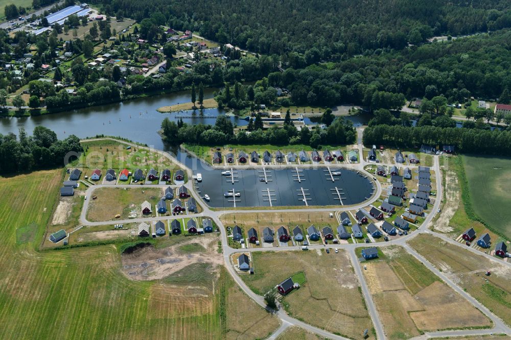 Zerpenschleuse from the bird's eye view: Holiday house plant of the park Hafendorf Zerpenschleuse in Zerpenschleuse in the state Brandenburg, Germany