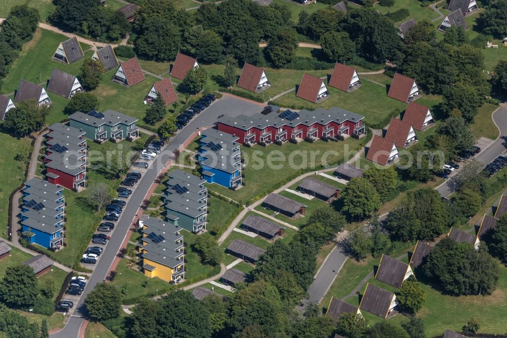 Damp from the bird's eye view: Holiday house plant of the park on Klipperweg - Hans-Damp-Strasse in the district Ostseebad Damp in Damp in the state Schleswig-Holstein, Germany