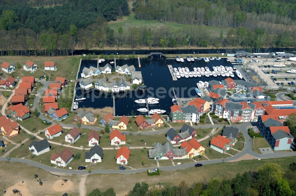 Kleinzerlang from the bird's eye view: Holiday house plant of the park Marina Wolfsbruch in Kleinzerlang in the state Brandenburg, Germany