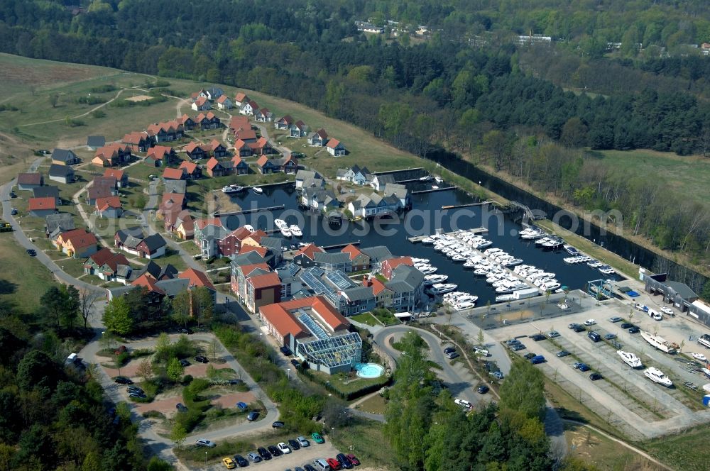 Kleinzerlang from the bird's eye view: Holiday house plant of the park Marina Wolfsbruch in Kleinzerlang in the state Brandenburg, Germany