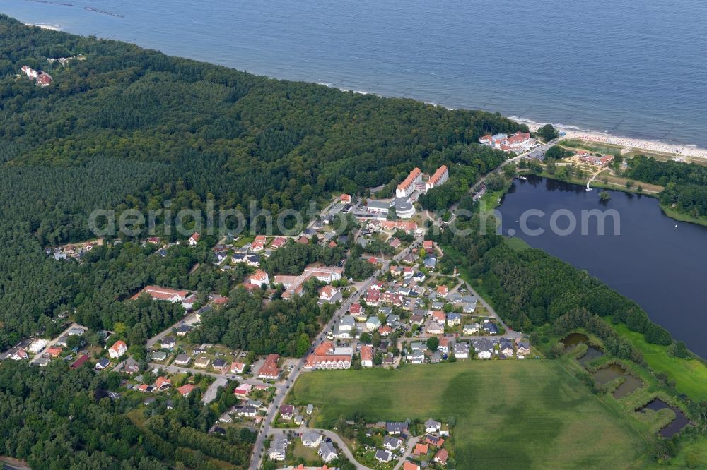 Aerial photograph Loddin - Holiday house plant of the park in the district Koelpinsee in Loddin in the state Mecklenburg - Western Pomerania