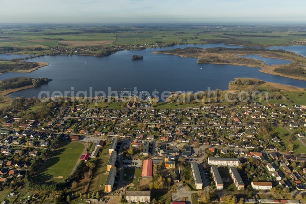 Aerial image Rechlin - Holiday House Park on the harbor village located between the shore of Lake Müritz and the Claassee in Rechlin in Mecklenburg - Western Pomerania