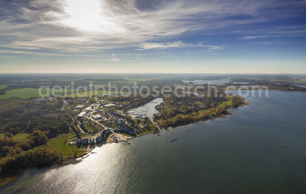 Rechlin from the bird's eye view: Holiday House Park on the harbor village located between the shore of Lake Müritz and the Claassee in Rechlin in Mecklenburg - Western Pomerania