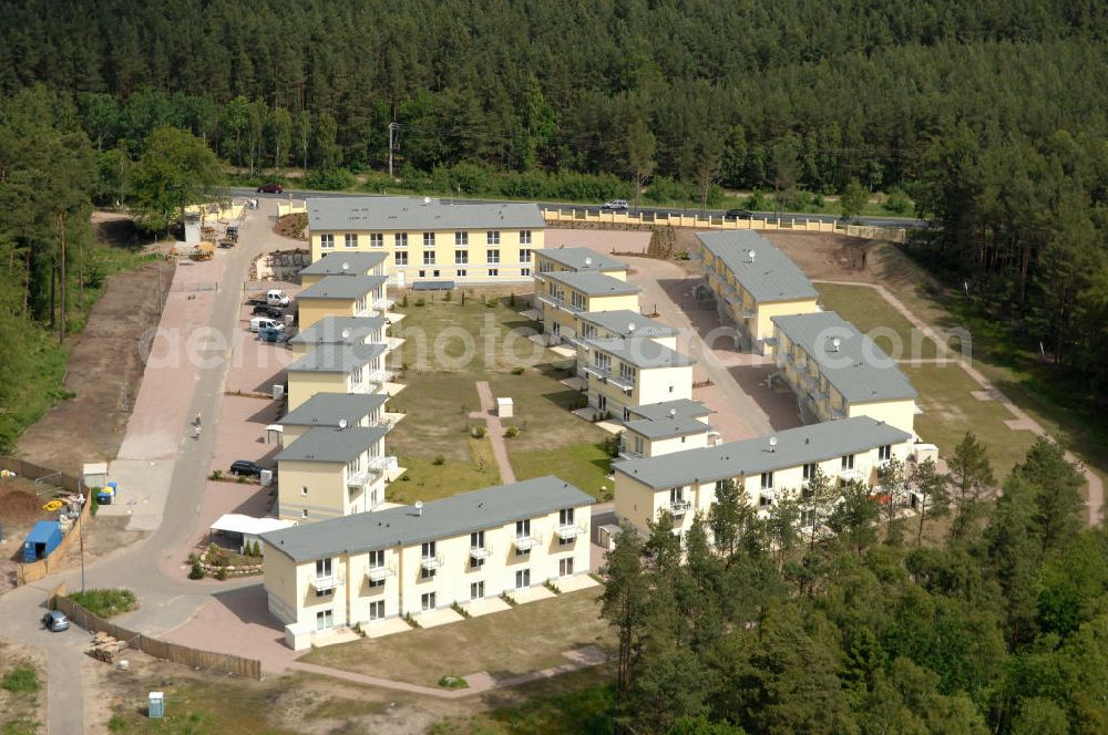 Aerial image Ostseebad Graal-Müritz - Blick auf den Ferienwohnpark im Küstenwald der HAWO Bauträger KG in unmittelbarer Strandnähe im Ostseeheilbad Graal-Müritz. Aus einer ehemaligen NVA Liegenschaft entstanden attraktive Ferienhäuser und Ferienwohneinheiten zum Verkauf und zur Vermietung