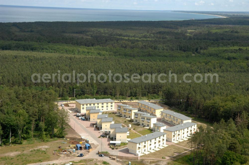 Aerial image Ostseebad Graal-Müritz - Blick auf den Ferienwohnpark im Küstenwald der HAWO Bauträger KG in unmittelbarer Strandnähe im Ostseeheilbad Graal-Müritz. Aus einer ehemaligen NVA Liegenschaft entstanden attraktive Ferienhäuser und Ferienwohneinheiten zum Verkauf und zur Vermietung