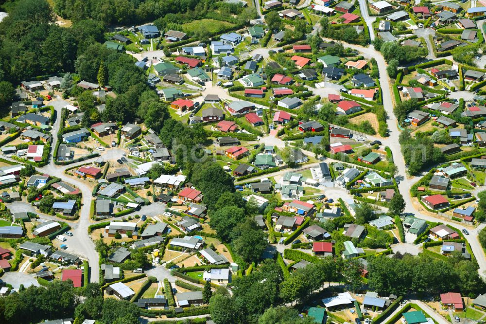 Haren (Ems) from above - Holiday house plant of the park Ferienzentrum Schloss Dankern on Dankernsee in the district Dankern in Haren (Ems) in the state Lower Saxony, Germany