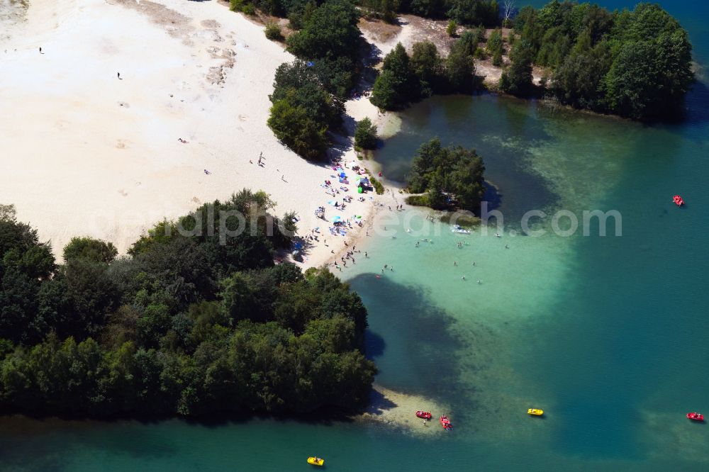 Aerial photograph Haren (Ems) - Holiday house plant of the park Ferienzentrum Schloss Dankern on Dankernsee in the district Dankern in Haren (Ems) in the state Lower Saxony, Germany