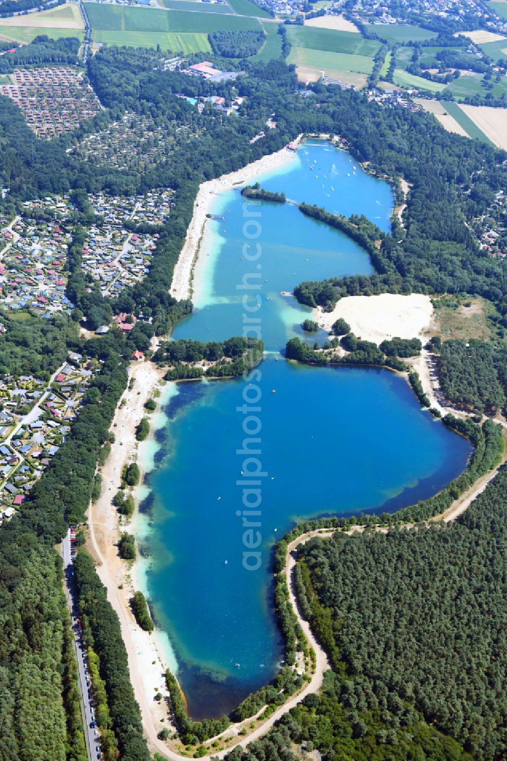 Haren (Ems) from the bird's eye view: Holiday house plant of the park Ferienzentrum Schloss Dankern on Dankernsee in the district Dankern in Haren (Ems) in the state Lower Saxony, Germany