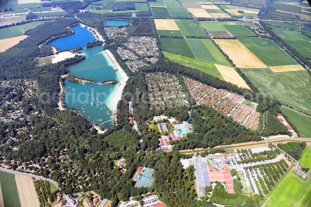 Aerial photograph Haren (Ems) - Holiday house plant of the park Ferienzentrum Schloss Dankern on Dankernsee in the district Dankern in Haren (Ems) in the state Lower Saxony, Germany