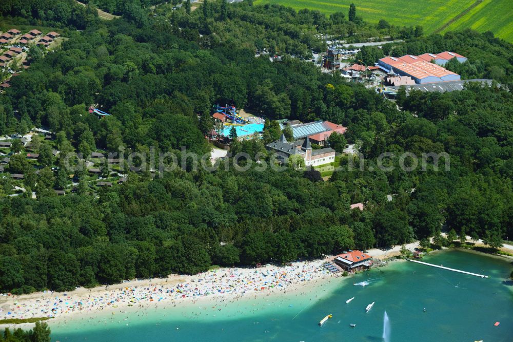 Aerial photograph Haren (Ems) - Holiday house plant of the park Ferienzentrum Schloss Dankern on Dankernsee in the district Dankern in Haren (Ems) in the state Lower Saxony, Germany