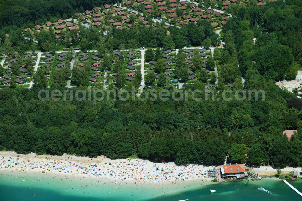 Haren (Ems) from the bird's eye view: Holiday house plant of the park Ferienzentrum Schloss Dankern on Dankernsee in the district Dankern in Haren (Ems) in the state Lower Saxony, Germany