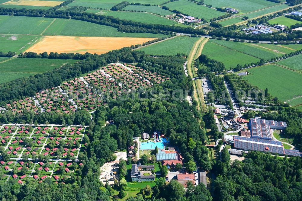 Haren (Ems) from the bird's eye view: Holiday house plant of the park Ferienzentrum Schloss Dankern on Dankernsee in the district Dankern in Haren (Ems) in the state Lower Saxony, Germany