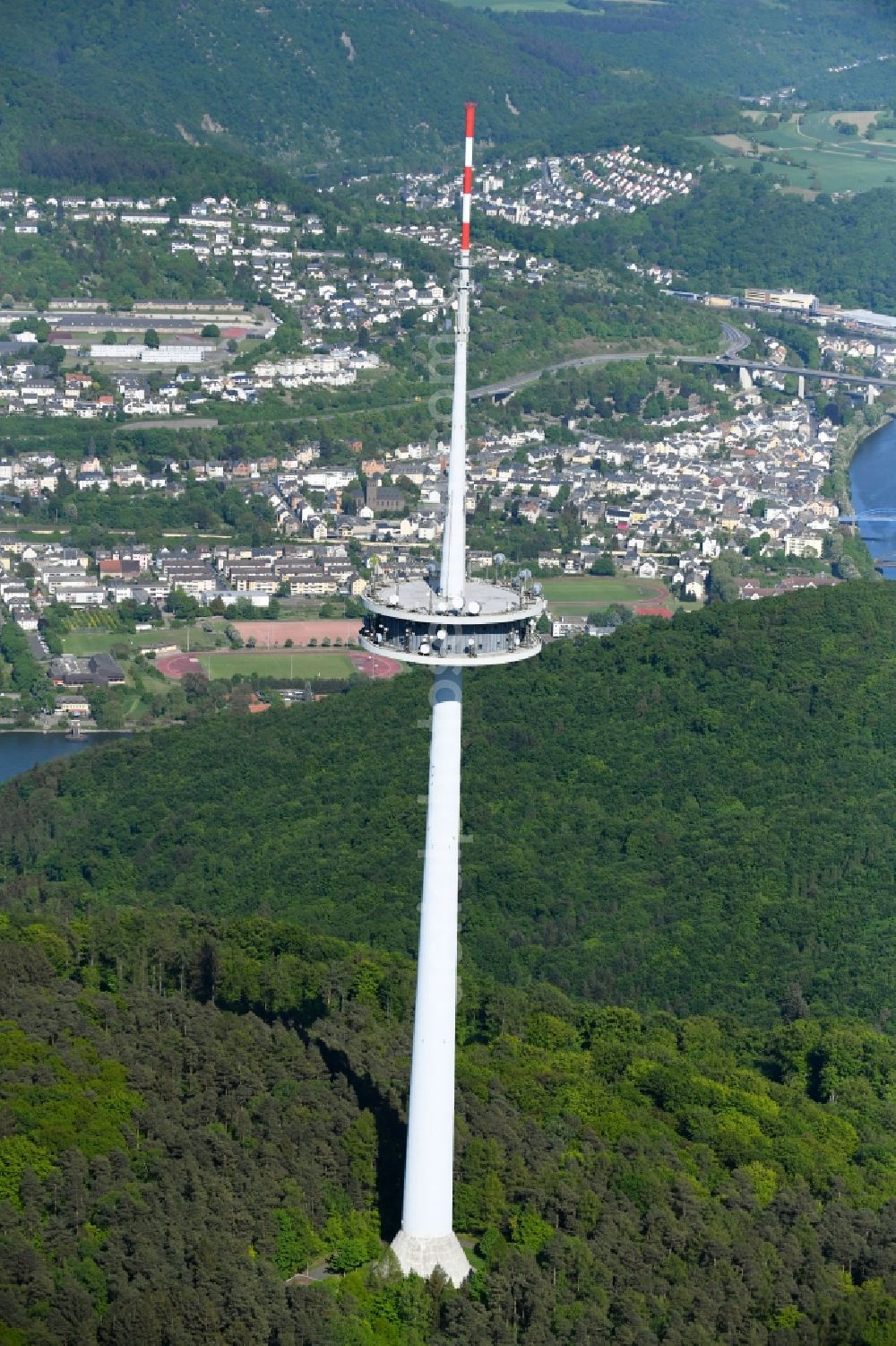 Koblenz from the bird's eye view: Television Tower Fernmeldeturm Kuehkopf in Koblenz in the state Rhineland-Palatinate, Germany