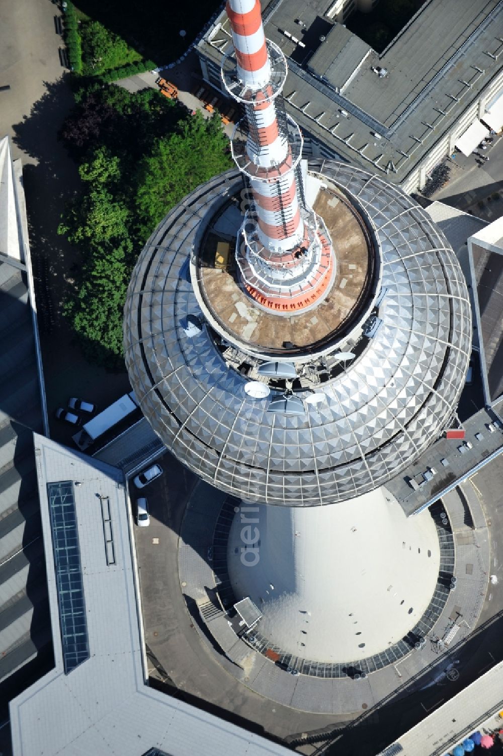 Aerial photograph Berlin - Television Tower Berliner Fernsehturm on Panoramastrasse in the district Mitte in Berlin, Germany