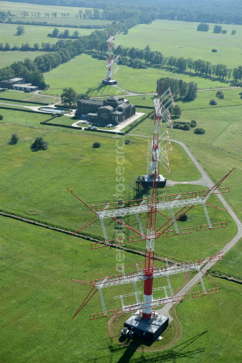 Weinberg from above - Steel mast transmission system Grossfunkstelle Nauen in the frequency range for KW LW UKW short wave - long wave - ultra short wave on street Dechtower Damm in Weinberg in the state Brandenburg, Germany