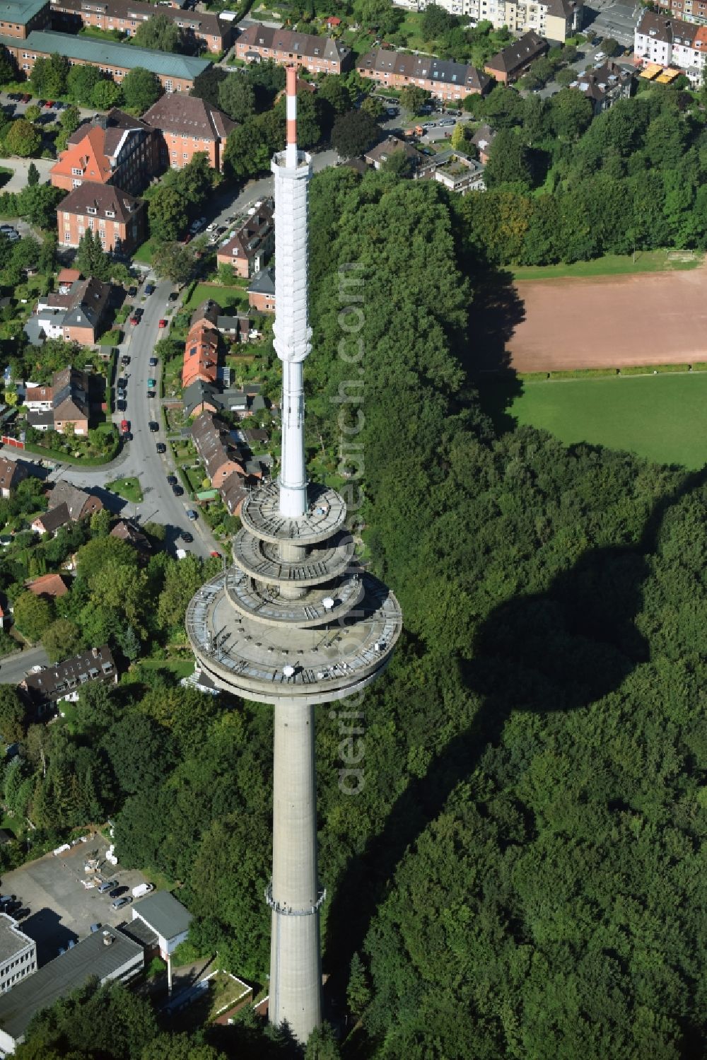 Kiel from the bird's eye view: Radio tower in Vieburger woods in Kiel in Schleswig-Holstein. Currently, renovation work will take place through the Werner Diener GmbH & Co. Industrieanstrich KG