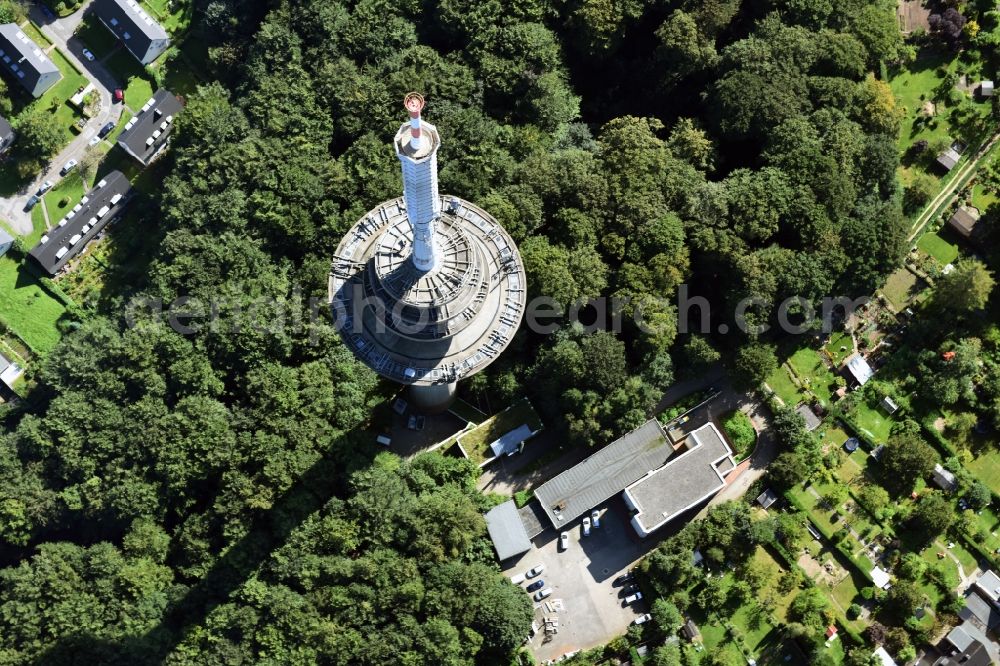 Aerial image Kiel - Radio tower in Vieburger woods in Kiel in Schleswig-Holstein. Currently, renovation work will take place through the Werner Diener GmbH & Co. Industrieanstrich KG