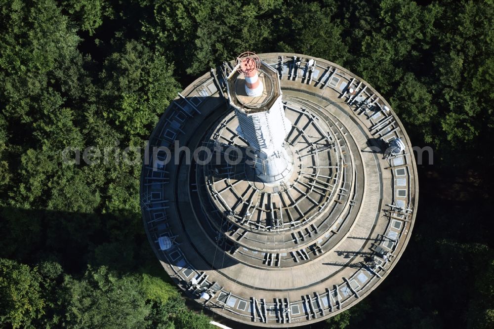 Kiel from the bird's eye view: Radio tower in Vieburger woods in Kiel in Schleswig-Holstein. Currently, renovation work will take place through the Werner Diener GmbH & Co. Industrieanstrich KG