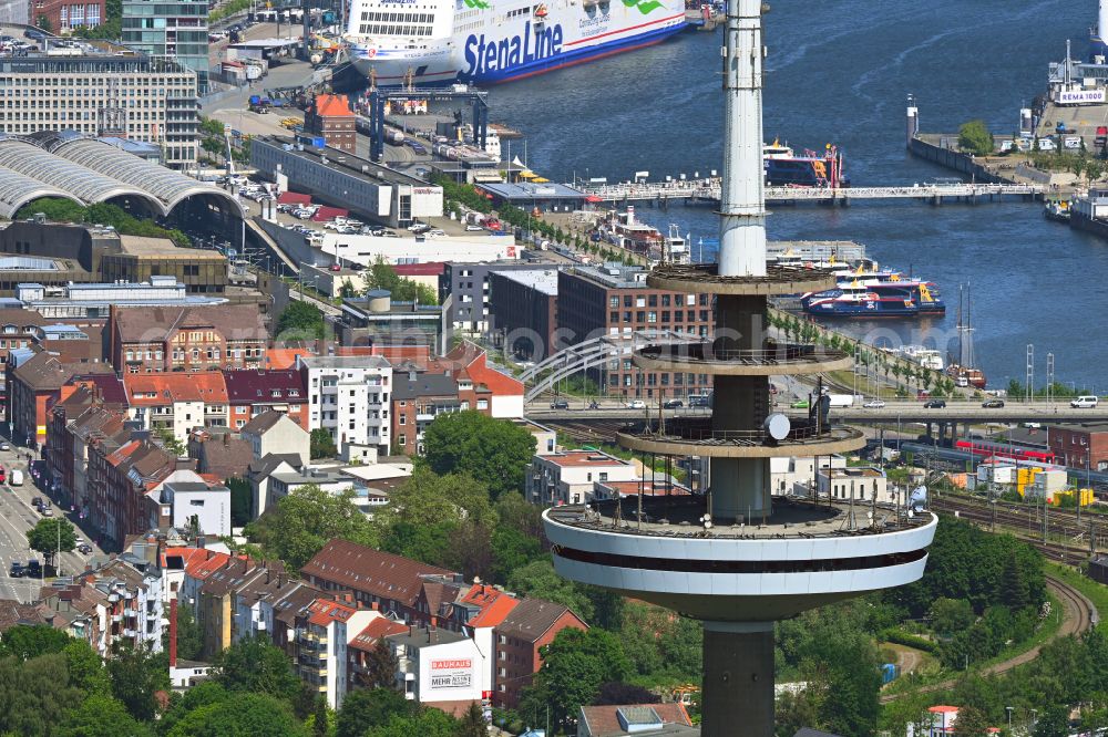 Aerial image Kiel - Telecommunications tower in the Vieburger Gehoelz in Kiel in the federal state of Schleswig-Holstein