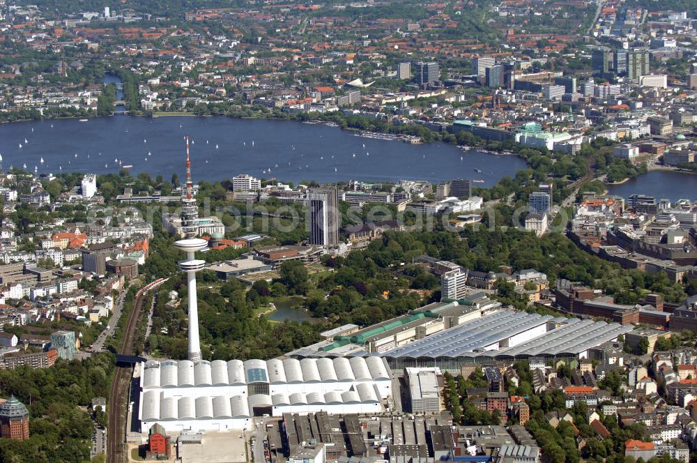 Aerial image Hamburg - Blick auf den Fernsehturm Hamburg am Messe-Gelände im Stadtteil St. Pauli. Im Hintergrund die Außenalster. Der 279 Meter hohe Heinrich-Hertz-Turm wurde von 1965 bis 1968 errichtet. Umgangssprachlich wird er in Anlehnung an den Michel der Michaeliskirche Tele-Michel genannt. Seit 2001 ist der Turm aus brandschutzrechtlichen Gründen für die Öffentlichkeit unzugänglich. Adresse: Lagerstraße 2-8, 20357 Hamburg